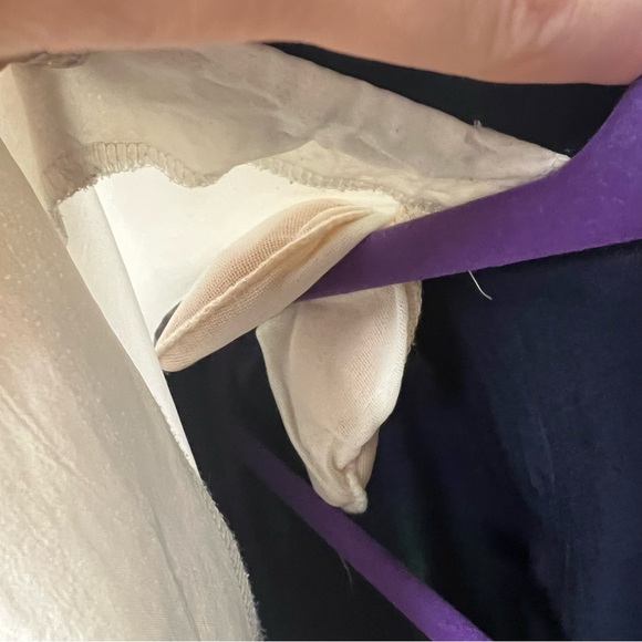 Bonnie Blair navy blue and white vintage floral top - Picture 6 of 6